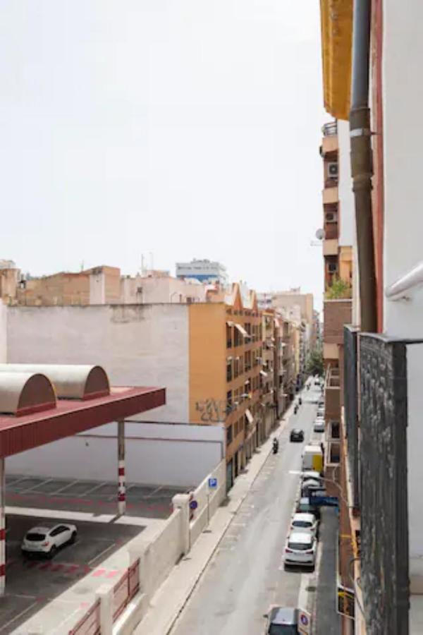 Room With Private Bathroom And Balcony Nearby The Mercado Central, Center And Beach Alicante Bagian luar foto